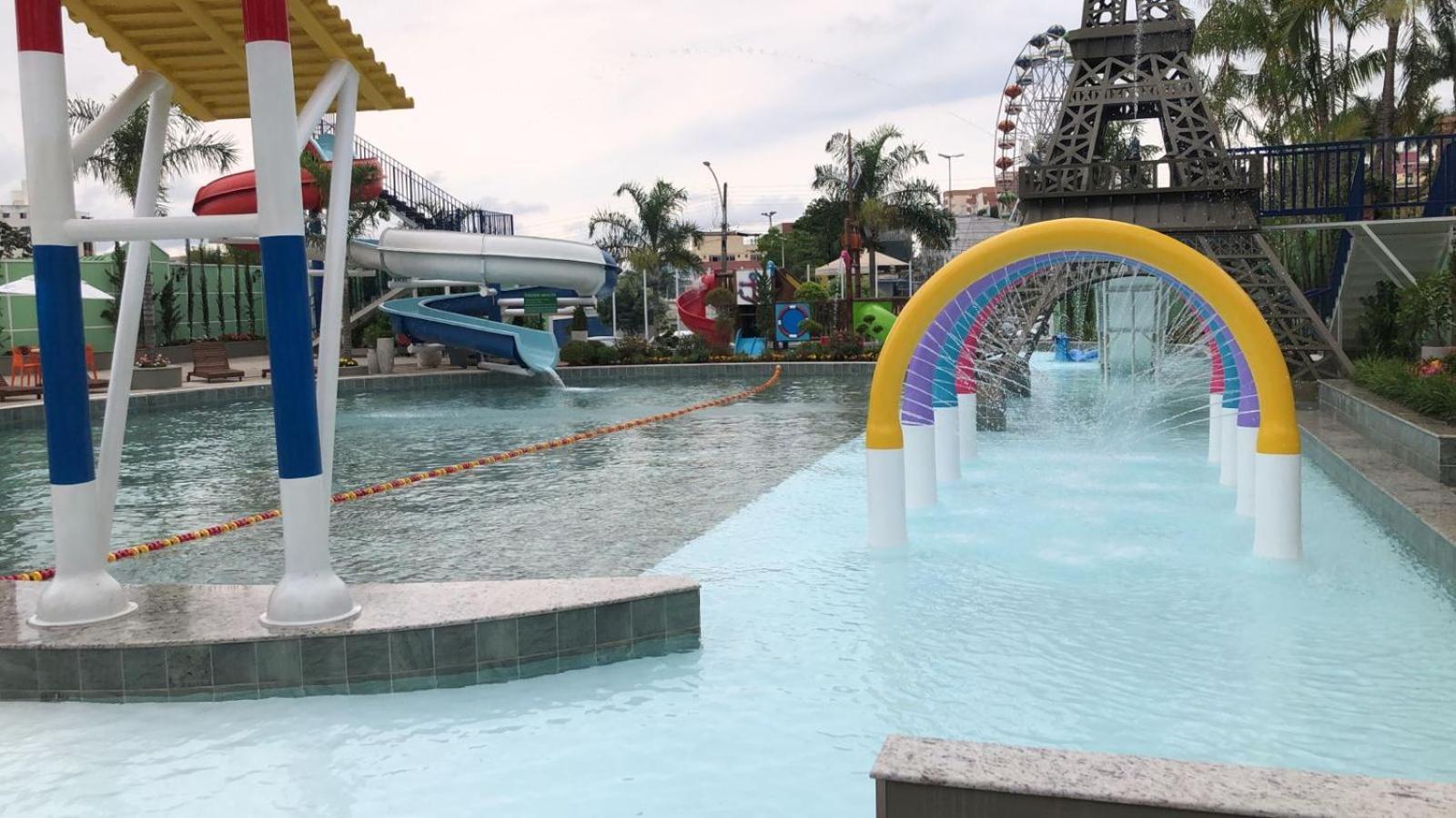 Hotel Ctc กัลดัสโนวัส ภายนอก รูปภาพ