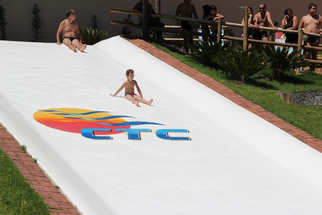Hotel Ctc กัลดัสโนวัส ภายนอก รูปภาพ
